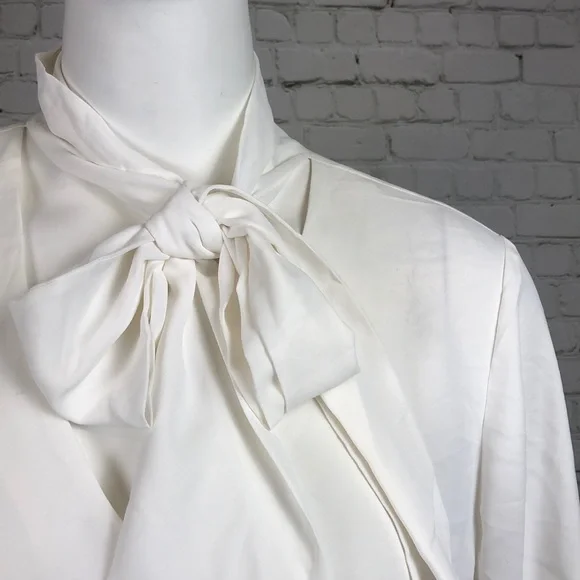 Bar III White Tie Neck Blouse Plus Size 2X - Picture 6 of 7